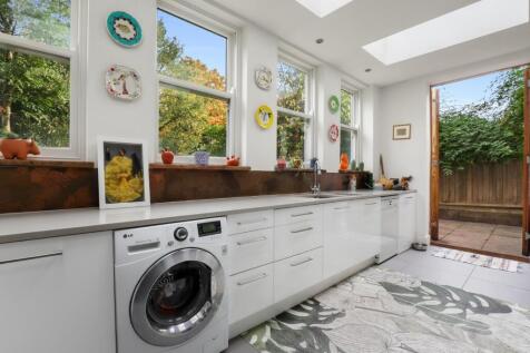 03-42abJHPropWorld - 13 Bishopthorpe Road - 13 (1)