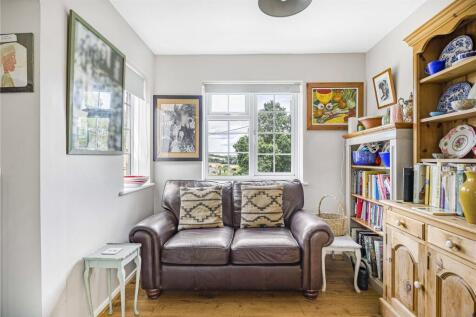 Kitchen Snug