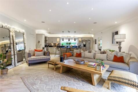 Kitchen/Family