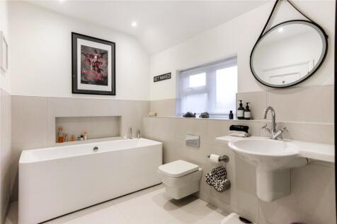 Bath/Shower Room