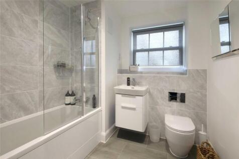 Bath/Shower Room