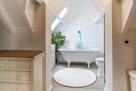 En Suite Bathroom