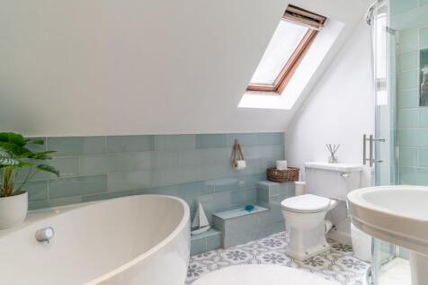 Family Bathoom
