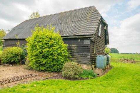 Garage / Barn