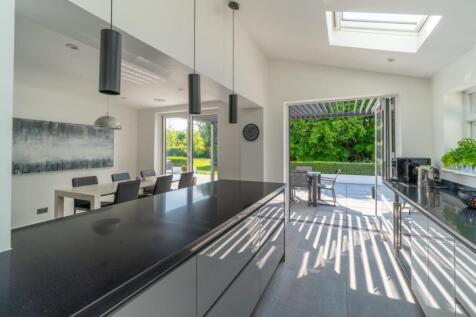 Kitchen Onto Garden
