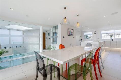 Dining Room/Kitchen