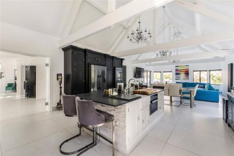 Kitchen/Family Room