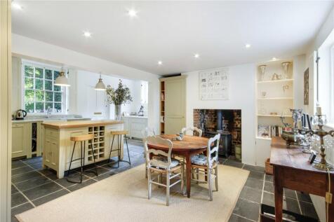 Kitchen/Dining Rm