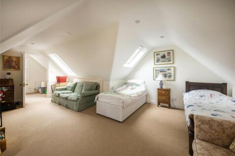 Bedroom 7/Playroom