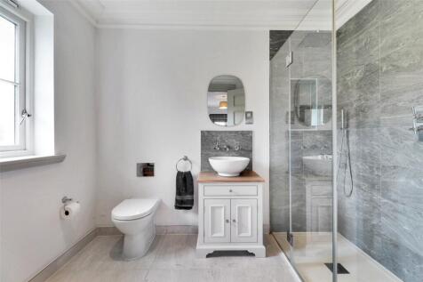 En Suite Shower Room