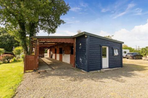 Stables &amp; Laundry Room