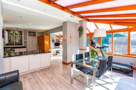 Kitchen/Family Area