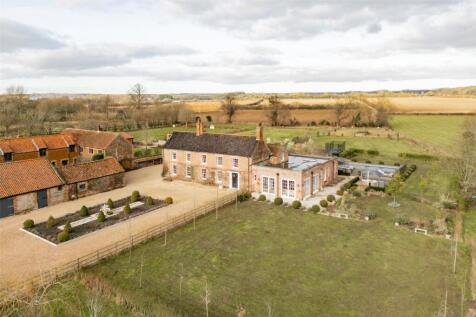 Roydon Lodge