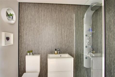 Bedroom Two En Suite