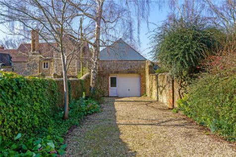 Garage/Parking