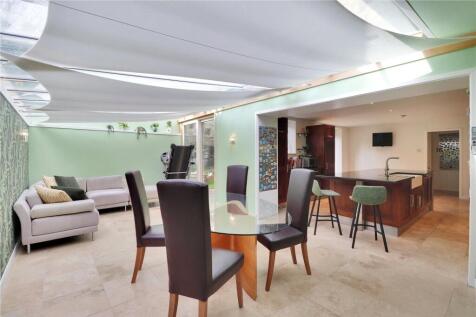 Dining/Garden Room