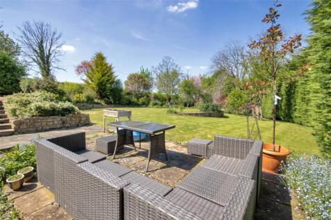 Terrace &amp; Garden