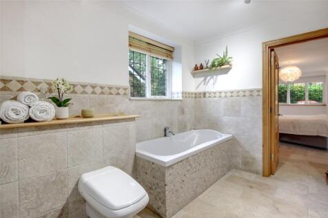 En Suite Bathroom