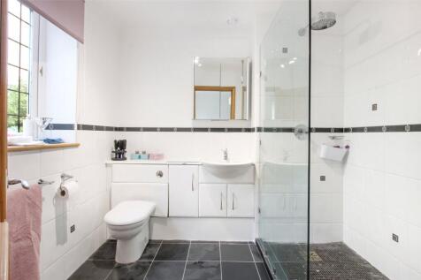 En Suite Shower Room