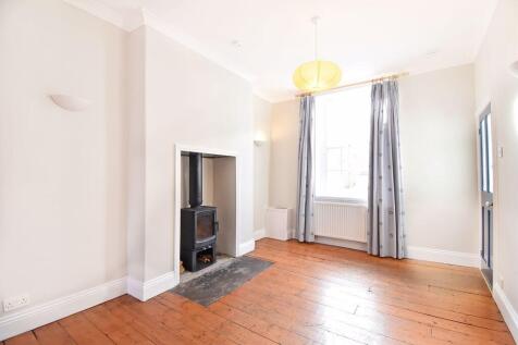 Open plan dining/reception room