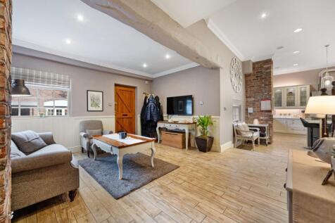 Kitchen/Living Room