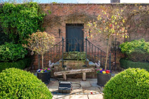Walled Garden