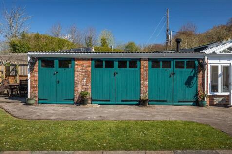 Garaging