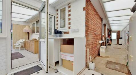 Covered Area/Utility Room