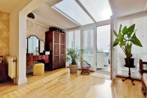 Multi Use Room/Bedroom