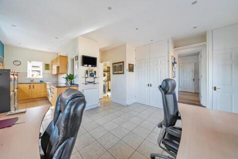 Hillcrest, Bunkers Hill