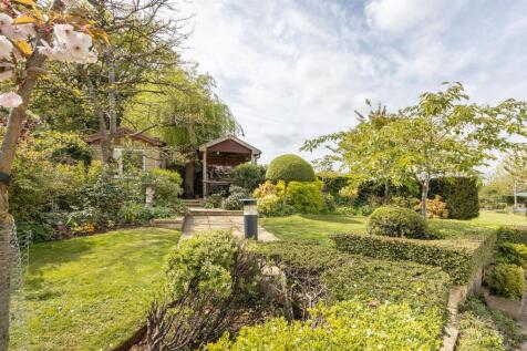 Hillcrest, Bunkers Hill