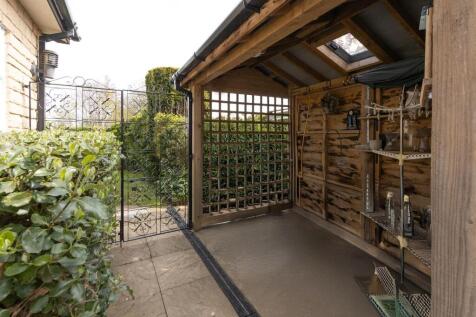 Hillcrest, Bunkers Hill