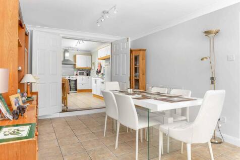 Mallards Dip, Badby Road West