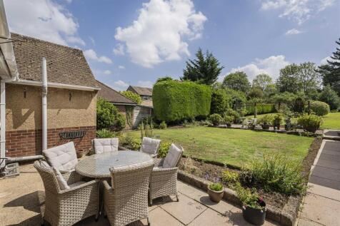 The Gables, Badby Road West