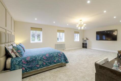 Home Farm Stables, Manor Lane