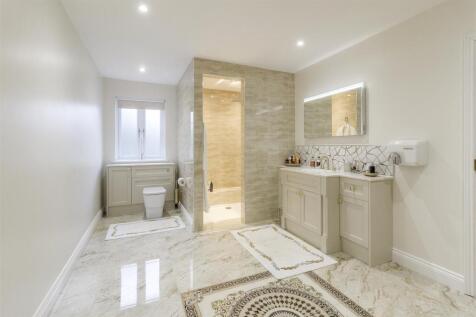 Home Farm Stables, Manor Lane