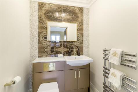 Home Farm Stables, Manor Lane