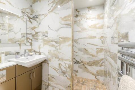 Home Farm Stables, Manor Lane