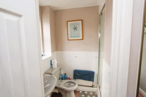 En-suite shower room