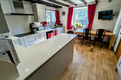 Kitchen / Breakfast Room