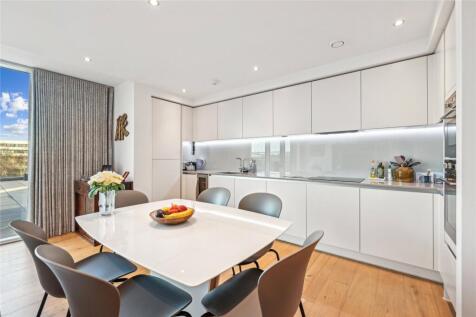 Reception/Kitchen