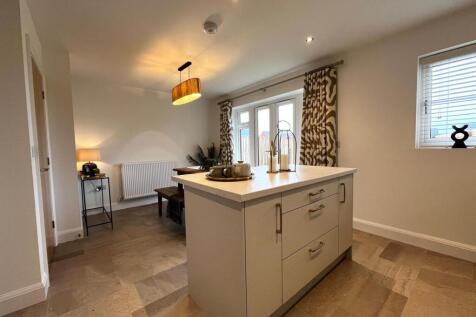Kitchen dining 7.JPG