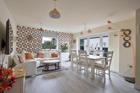 Kitchen/Diner/Family Room