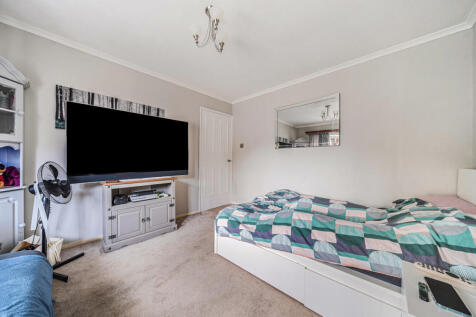 1372601-7-68fb426...