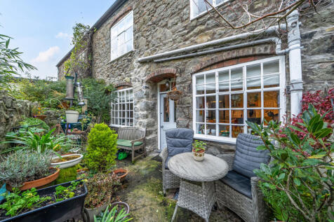 1387105-2-693adca...