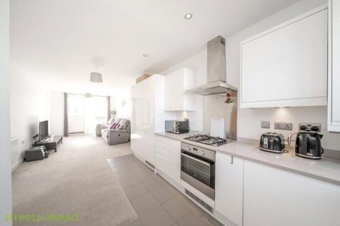 25784f88-4613-40b...