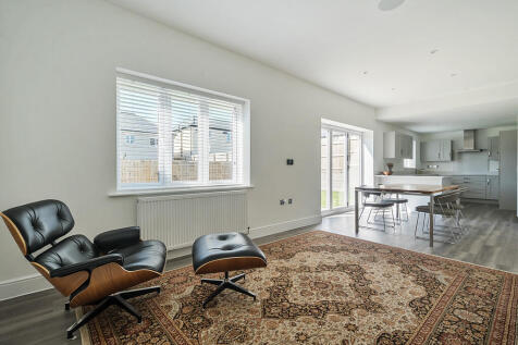 Kitchen/Dining Ro...