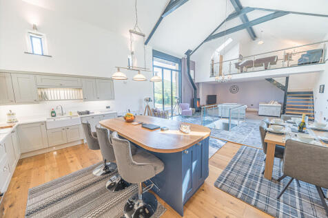 Open plan kitchen...