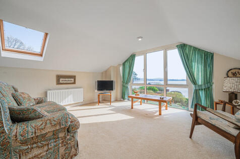 Sitting Room/Bedr...