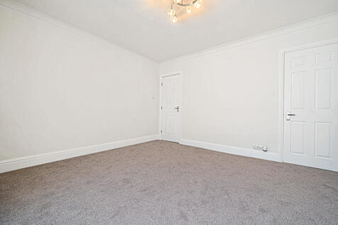 Living/Dining roo...